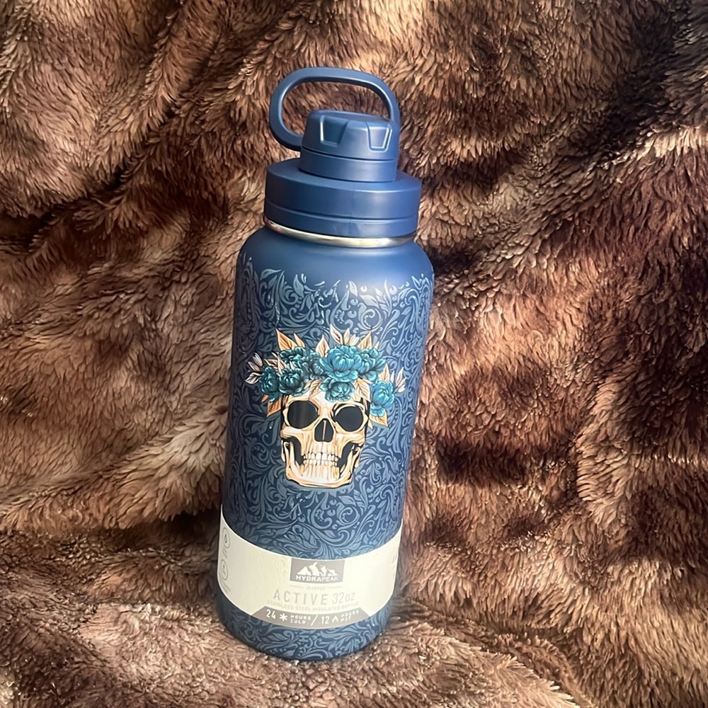 NWT HydraPeak Active 32oz insulated bottle blue skull floral